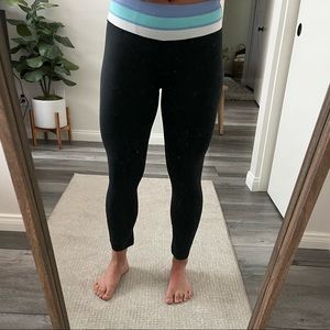 Lululemon size 6, crop